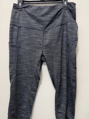 Ododos black white compression capri leggings, size 2X